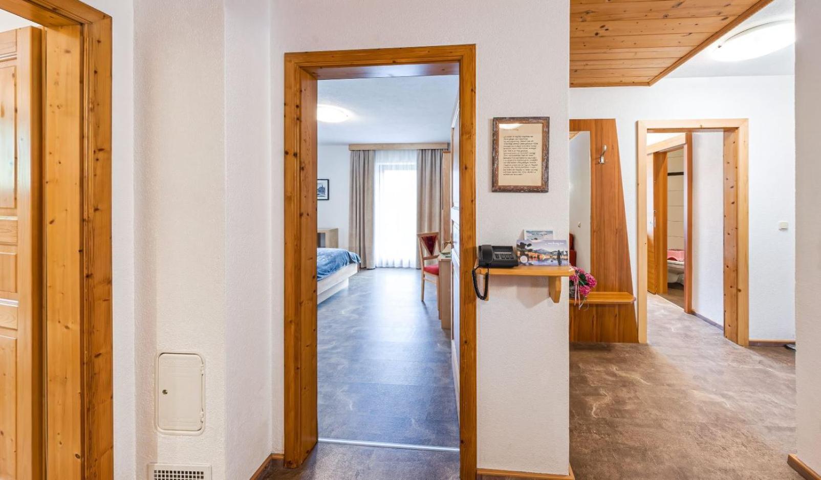 Appartements Am Burgsee ラディス エクステリア 写真